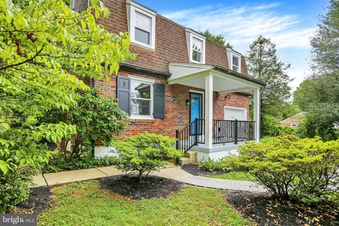 Exterior - 2302 Reading Blvd, Reading, PA 19609 photo 5 of 9