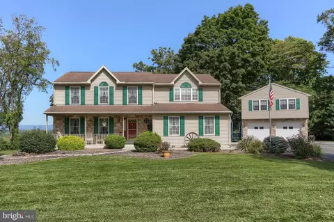 11 Orchard Hill Rd, Robesonia, PA 19551