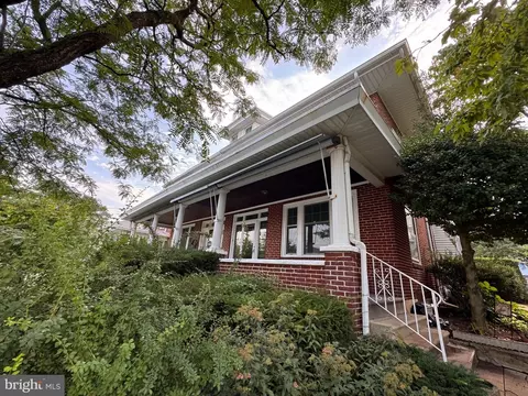 1525 N 14th St, Reading, PA 19604