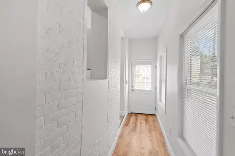 Entry Way - 142 Oley St, Reading, PA 19601 photo 7 of 9
