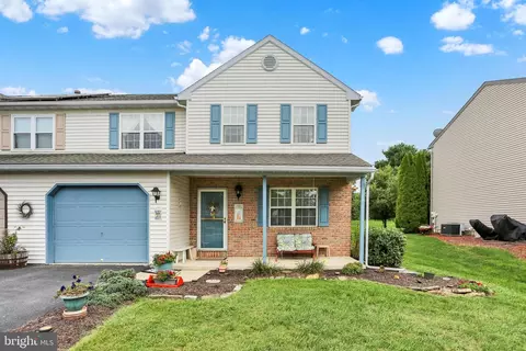 202 S View Rd, Fleetwood, PA 19522