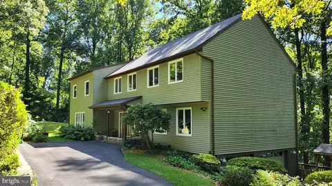 135 Golf Ridge Rd, Reinholds, PA 17569