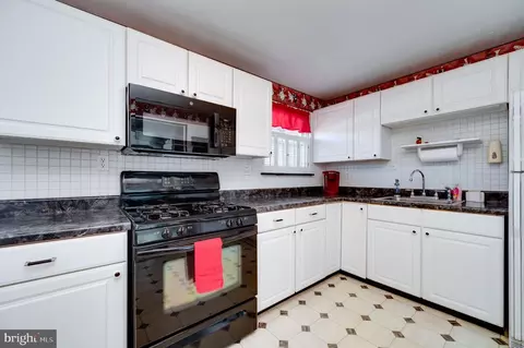Kitchen - 1819 Liberty Ave, Reading, PA 19607 photo 2 of 4