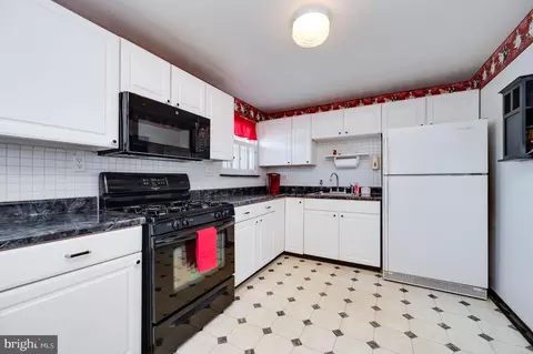 Kitchen - 1819 Liberty Ave, Reading, PA 19607 photo 3 of 4