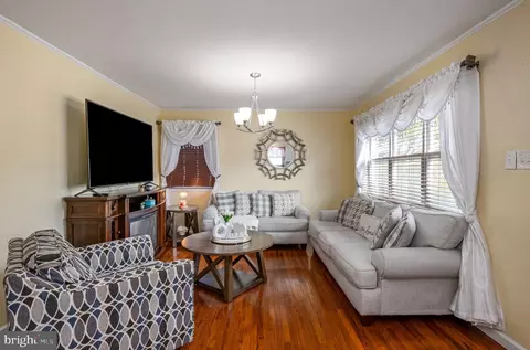 Living - 109 Gerald Ave, Reading, PA 19607 photo 1 of 1