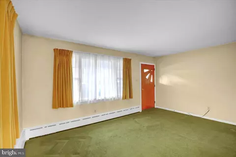 Living - 5306 E Lorane Rd, Reading, PA 19606 photo 3 of 3