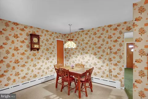 Dining - 5306 E Lorane Rd, Reading, PA 19606 photo 1 of 1