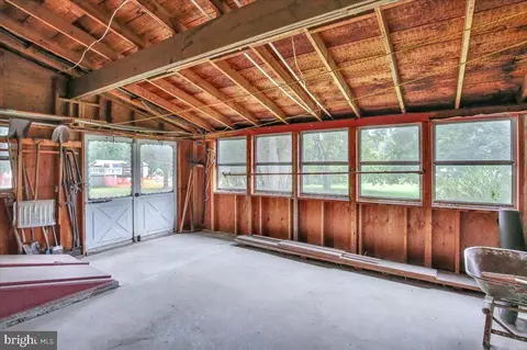 Exterior - 5306 E Lorane Rd, Reading, PA 19606 photo 5 of 11