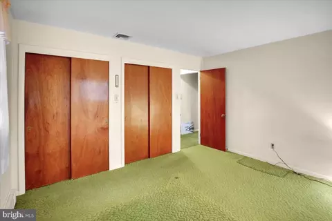 Bedroom - 5306 E Lorane Rd, Reading, PA 19606 photo 2 of 5