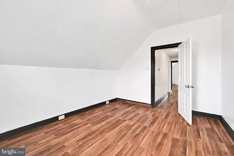 Bedroom - 614 N 3rd St, Reading, PA 19601 photo 3 of 5