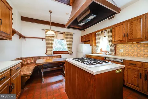 Kitchen - 900 Morgantown Rd, Reading, PA 19607 photo 1 of 3
