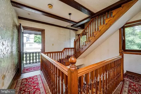 Entry Way - 900 Morgantown Rd, Reading, PA 19607 photo 3 of 3