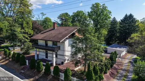Exterior - 900 Morgantown Rd, Reading, PA 19607 photo 2 of 12