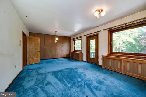 Bedroom - 900 Morgantown Rd, Reading, PA 19607 photo 2 of 3