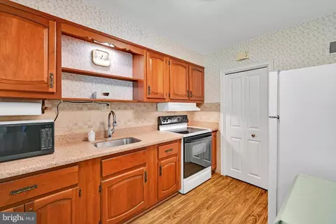 Kitchen - 605 Meade Ter, Reading, PA 19607 photo 1 of 3