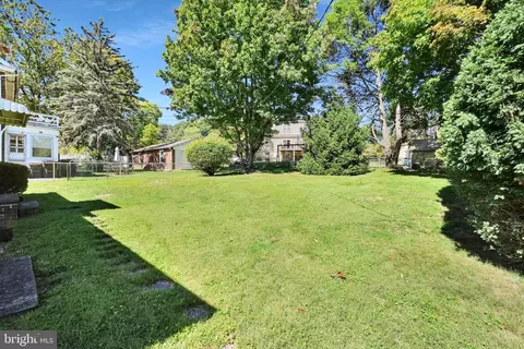 Exterior - 605 Meade Ter, Reading, PA 19607 photo 4 of 7