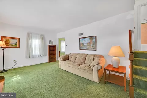 Living - 605 Meade Ter, Reading, PA 19607 photo 1 of 2