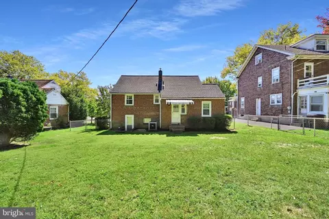 Exterior - 605 Meade Ter, Reading, PA 19607 photo 3 of 7