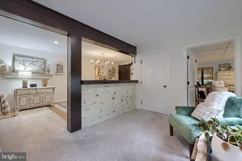 Entry Way - 603 State St, Shillington, PA 19607 photo 7 of 10