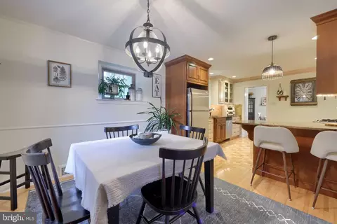 Dining - 603 State St, Shillington, PA 19607 photo 2 of 7