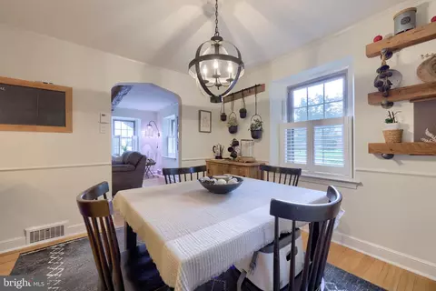 Dining - 603 State St, Shillington, PA 19607 photo 4 of 7