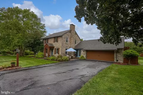 Exterior - 603 State St, Shillington, PA 19607 photo 4 of 15