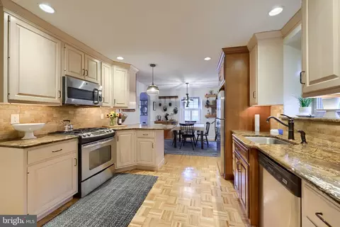 Kitchen - 603 State St, Shillington, PA 19607 photo 3 of 5