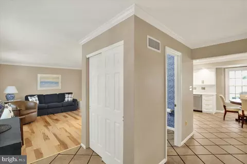 Entry Way - 3104 Daniel Dr, Sinking Spring, PA 19608 photo 2 of 4