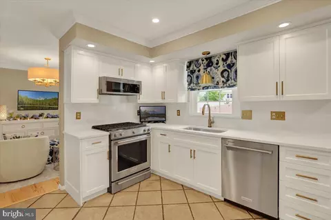 Kitchen - 3104 Daniel Dr, Sinking Spring, PA 19608 photo 1 of 3