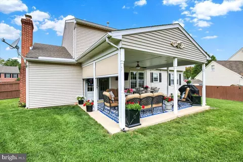 Exterior - 3104 Daniel Dr, Sinking Spring, PA 19608 photo 7 of 10