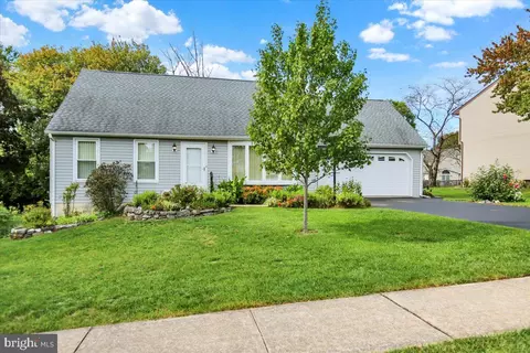 Exterior - 4674 Pheasant Run N, Reading, PA 19606 photo 4 of 10