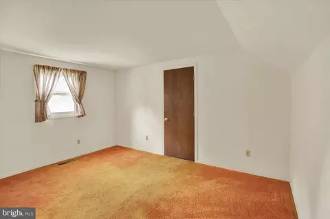 Bedroom - 4674 Pheasant Run N, Reading, PA 19606 photo 4 of 5