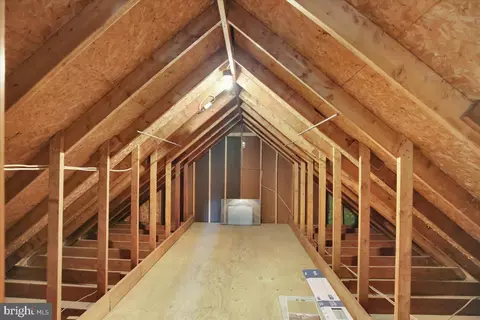Entry Way - 4674 Pheasant Run N, Reading, PA 19606 photo 3 of 3