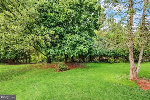 Exterior - 4674 Pheasant Run N, Reading, PA 19606 photo 8 of 10
