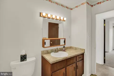 Bath - 4674 Pheasant Run N, Reading, PA 19606 photo 1 of 3