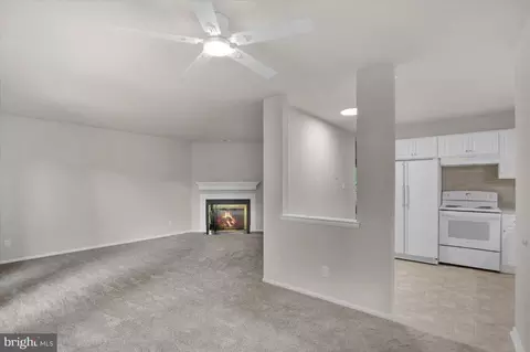 Living - 14 F Fairway Rd, Reading, PA 19607 photo 6 of 6