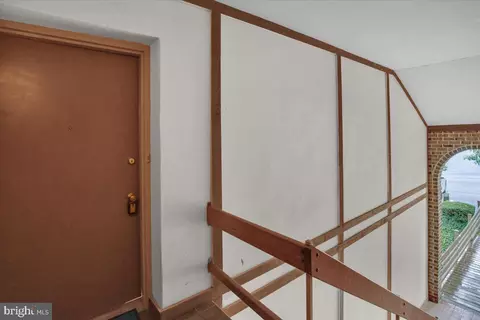 Entry Way - 14 F Fairway Rd, Reading, PA 19607 photo 3 of 4