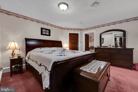 Bedroom - 24 Upland Rd, Reading, PA 19609 photo 4 of 6