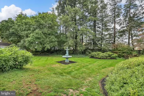 Exterior - 24 Upland Rd, Reading, PA 19609 photo 21 of 29