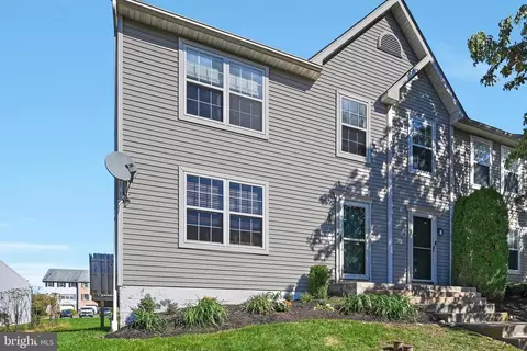 18 Cranberry Rdg Rdg # -1, Reading, PA 19606