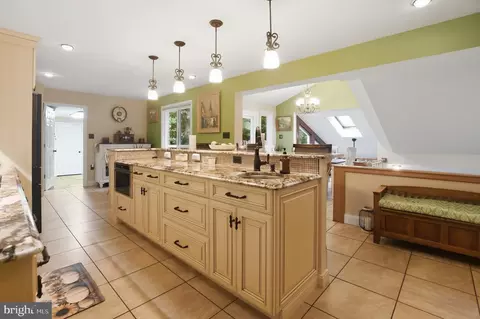 Kitchen - 10 Nassau Cir, Reading, PA 19607 photo 4 of 5