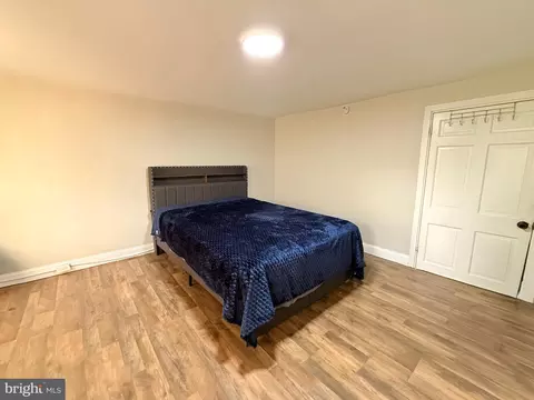 Bedroom - 431 Pine St, Reading, PA 19602 photo 1 of 4