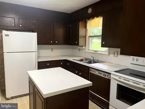 Kitchen - 1040 Baker Rd, Sinking Spring, PA 19608 photo 2 of 3