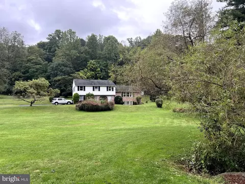 Exterior - 1040 Baker Rd, Sinking Spring, PA 19608 photo 2 of 5