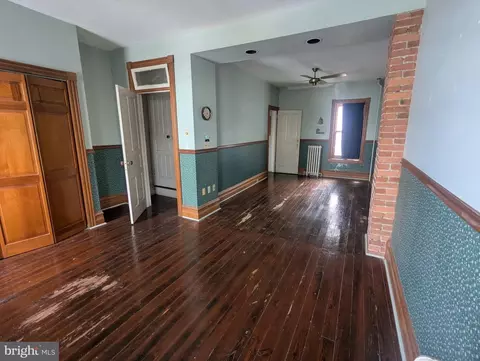 Living - 114 W Oley St, Reading, PA 19601 photo 3 of 3