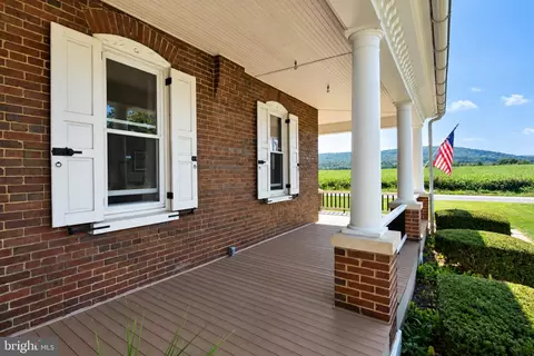 Exterior - 5 Bowers Rd, Reading, PA 19605 photo 7 of 21