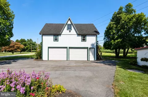 Exterior - 5 Bowers Rd, Reading, PA 19605 photo 11 of 21