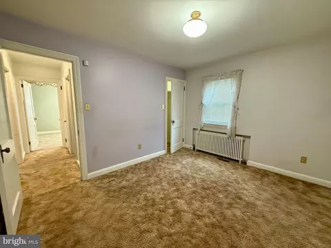 Bedroom - 111 Old Fritztown Rd, Reading, PA 19607 photo 5 of 5