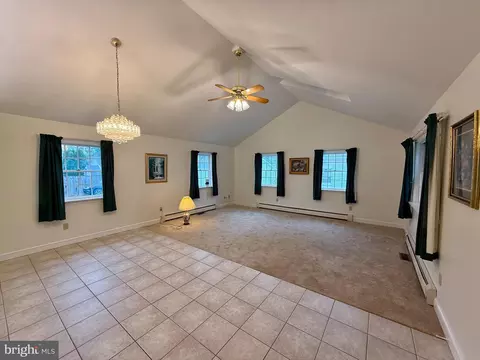 Living - 111 Old Fritztown Rd, Reading, PA 19607 photo 2 of 6