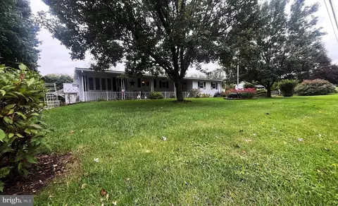 191 Shartlesville Rd, Mohrsville, PA 19541